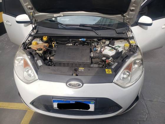 FORD FIESTA 1.6 MPI HATCH 8V FLEX 4P MANUAL